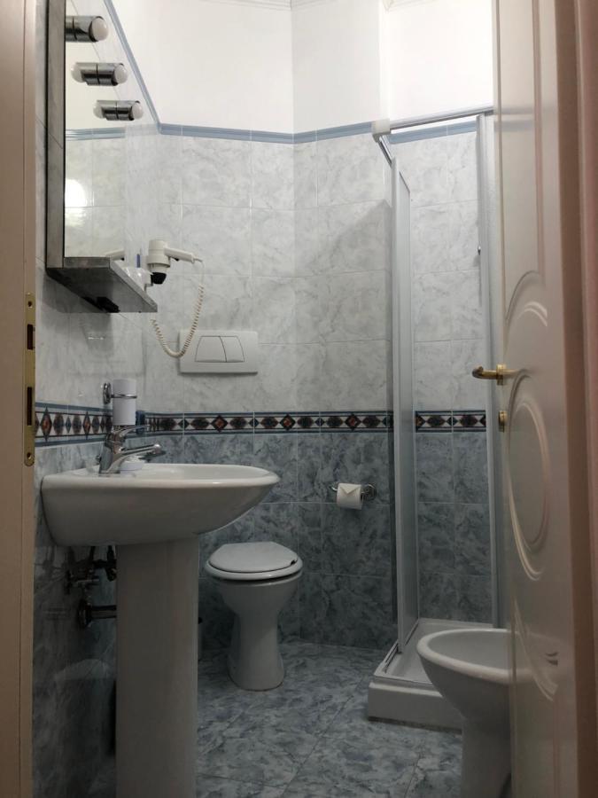 Hotel Domus Cerreto dʼEsi Buitenkant foto
