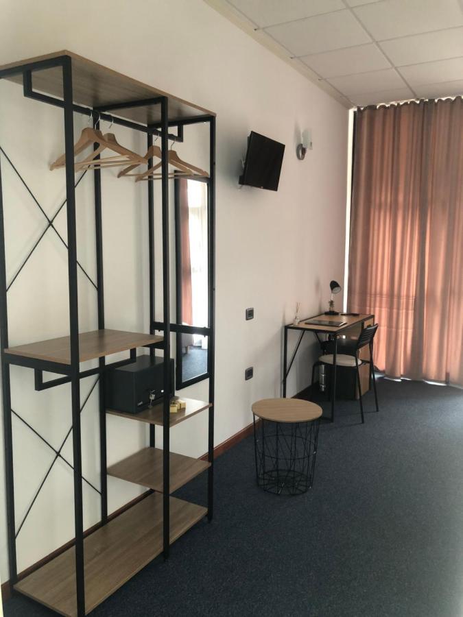 Hotel Domus Cerreto dʼEsi Buitenkant foto