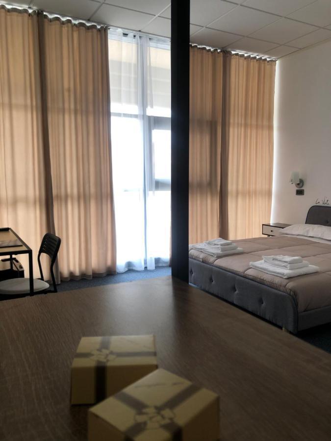 Hotel Domus Cerreto dʼEsi Buitenkant foto